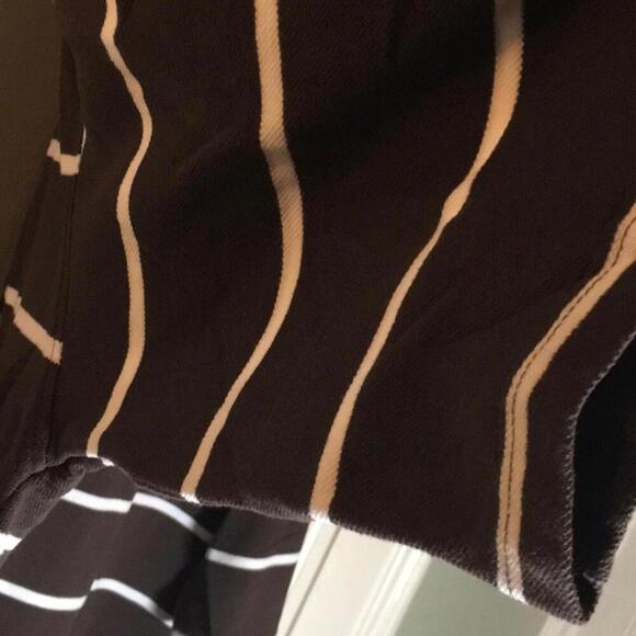 🍁Avirex XXL brown white striped collared shirt🍁 - Picture 6 of 7